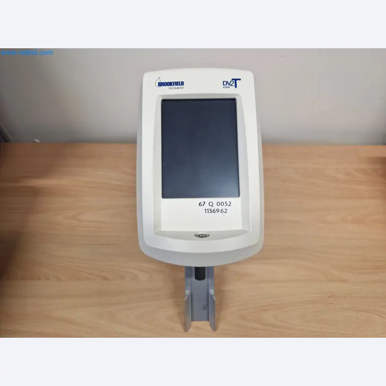 Magazine stocks, crude oil/gas/oil pumps and operating equipment of a refinery-4