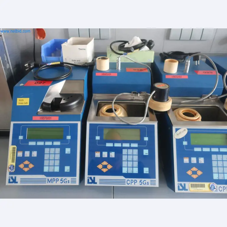 Zakłady produkcji i magazynowania mineralnych produktów olejowych, jak również surowców i produktów gotowych do produkcji smarów.-1