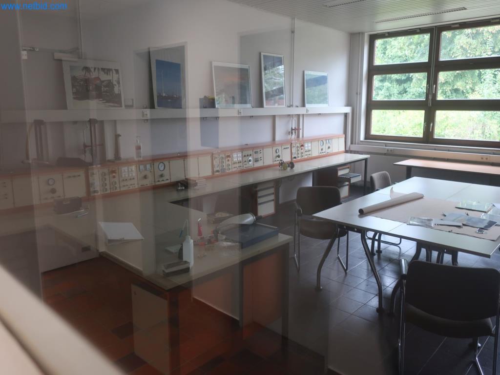 Magazine stocks, crude oil/gas/oil pumps and operating equipment of a refinery-1