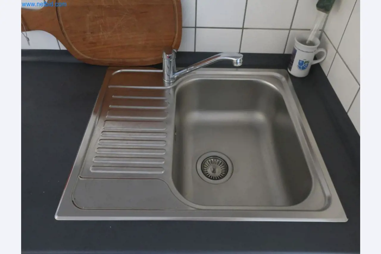 Plantas de producción y almacenamiento de productos derivados del petróleo, así como de insumos y productos acabados para la fabricación de lubricantes.-5