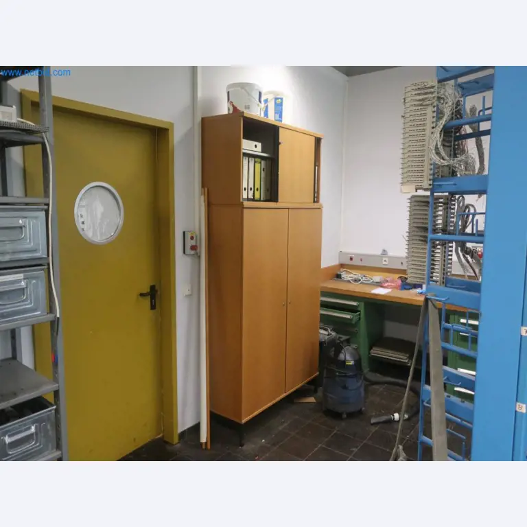 Závody na výrobu a skladování produktů z minerálních olejů, jakož i vstupů a hotových výrobků pro výrobu maziv.-4