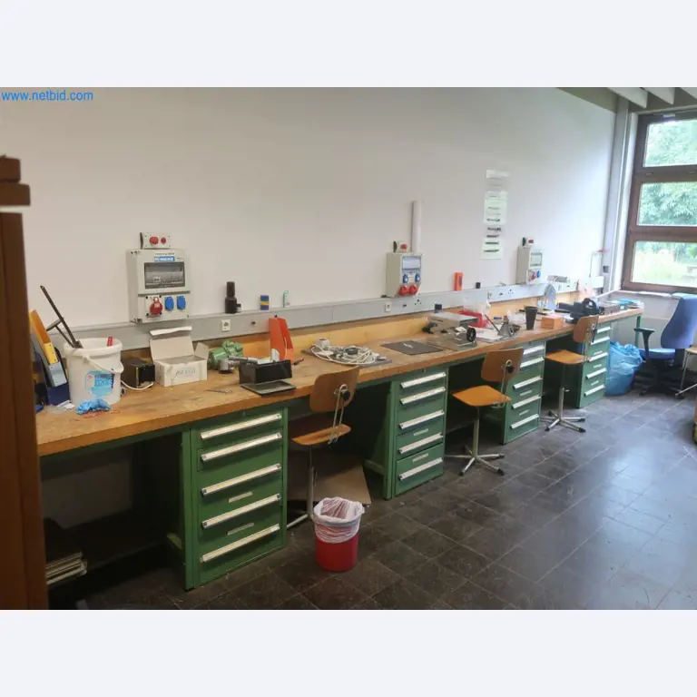 Závody na výrobu a skladování produktů z minerálních olejů, jakož i vstupů a hotových výrobků pro výrobu maziv.-1