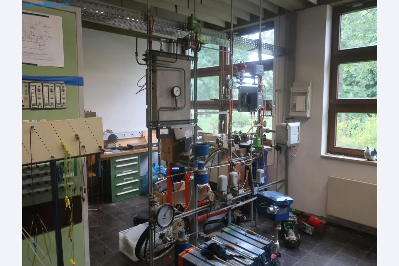 Závody na výrobu a skladování produktů z minerálních olejů, jakož i vstupů a hotových výrobků pro výrobu maziv.-8