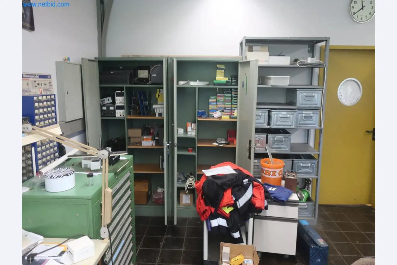 Závody na výrobu a skladování produktů z minerálních olejů, jakož i vstupů a hotových výrobků pro výrobu maziv.-9