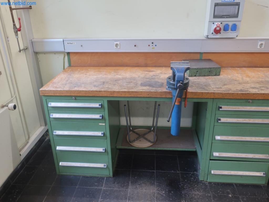 Plantas de producción y almacenamiento de productos derivados del petróleo, así como de insumos y productos acabados para la fabricación de lubricantes.-4