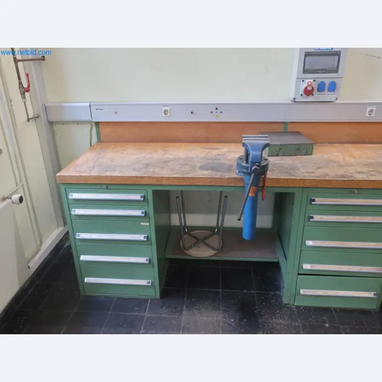 Závody na výrobu a skladování produktů z minerálních olejů, jakož i vstupů a hotových výrobků pro výrobu maziv.-4