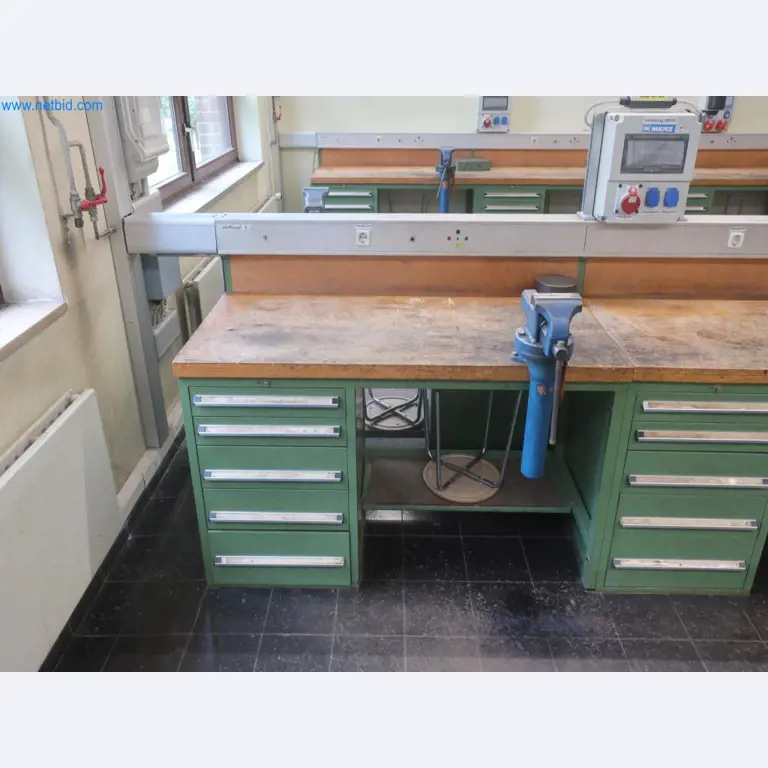 Závody na výrobu a skladování produktů z minerálních olejů, jakož i vstupů a hotových výrobků pro výrobu maziv.-10