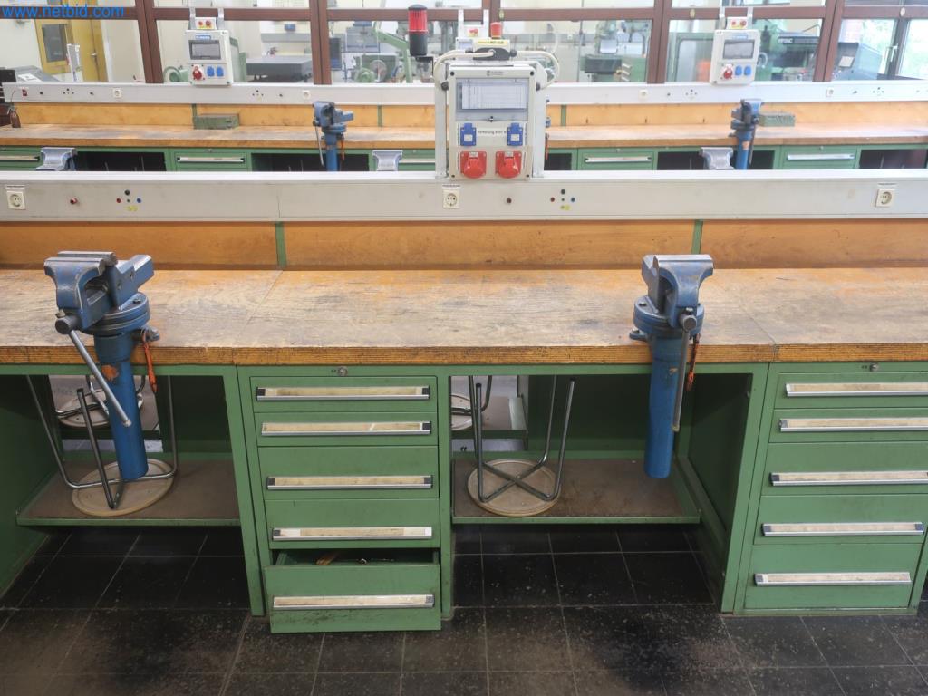 Závody na výrobu a skladování produktů z minerálních olejů, jakož i vstupů a hotových výrobků pro výrobu maziv.-4