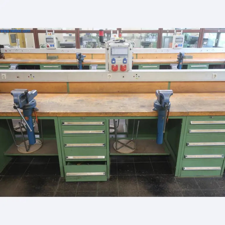 Závody na výrobu a skladování produktů z minerálních olejů, jakož i vstupů a hotových výrobků pro výrobu maziv.-4