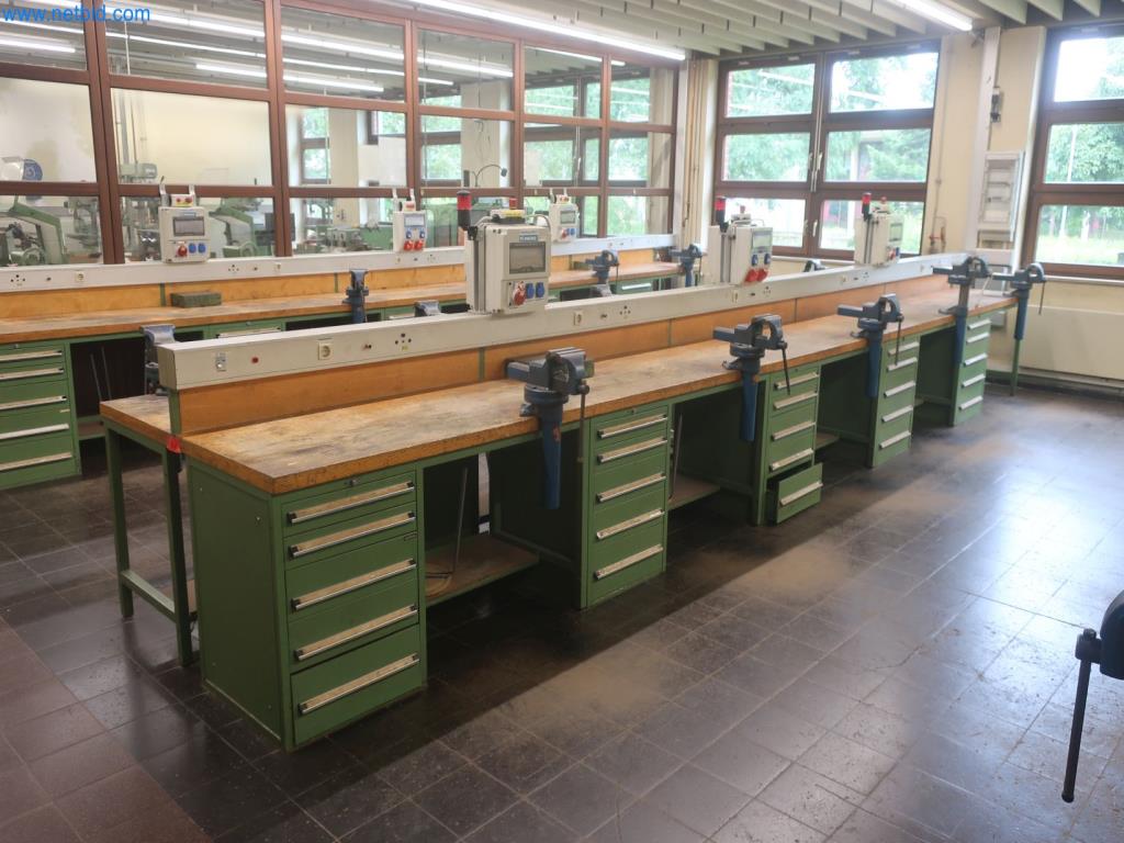 Závody na výrobu a skladování produktů z minerálních olejů, jakož i vstupů a hotových výrobků pro výrobu maziv.-1