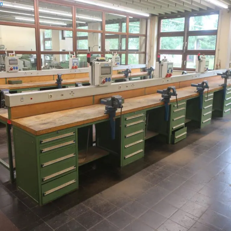 Double workbench line