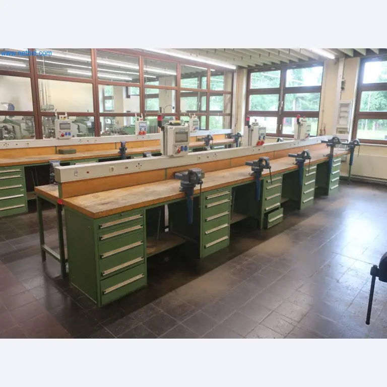 Závody na výrobu a skladování produktů z minerálních olejů, jakož i vstupů a hotových výrobků pro výrobu maziv.-1