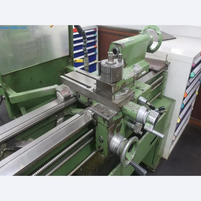 Fabrieken voor de productie en opslag van minerale olieproducten en input- en eindproducten voor de productie van smeermiddelen-2