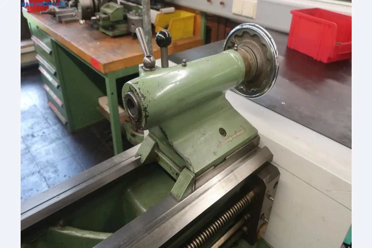 Závody na výrobu a skladování produktů z minerálních olejů, jakož i vstupů a hotových výrobků pro výrobu maziv.-7