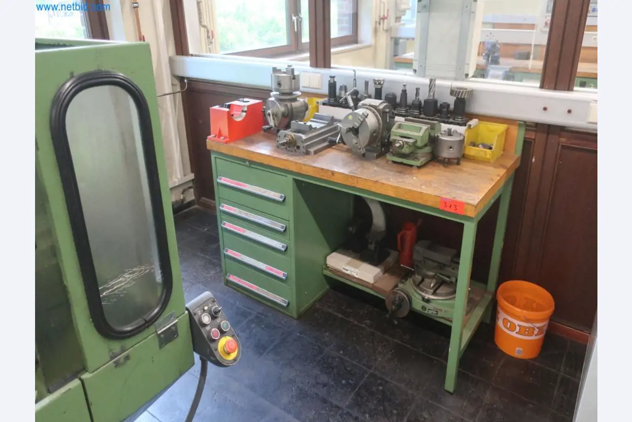 Zakłady produkcji i magazynowania mineralnych produktów olejowych, jak również surowców i produktów gotowych do produkcji smarów.-8