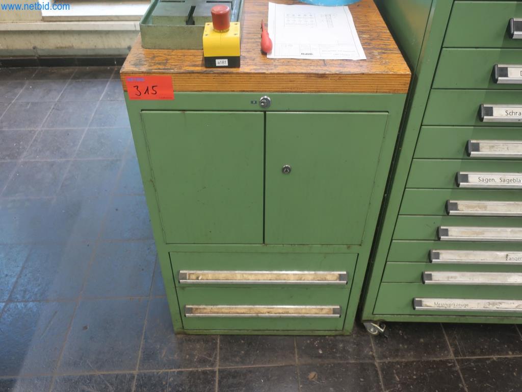 Plantas de producción y almacenamiento de productos derivados del petróleo, así como de insumos y productos acabados para la fabricación de lubricantes.-4