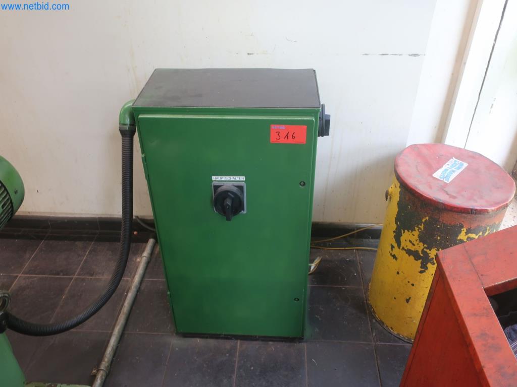 Závody na výrobu a skladování produktů z minerálních olejů, jakož i vstupů a hotových výrobků pro výrobu maziv.-7