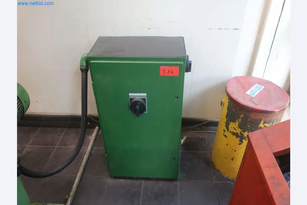 Závody na výrobu a skladování produktů z minerálních olejů, jakož i vstupů a hotových výrobků pro výrobu maziv.-7