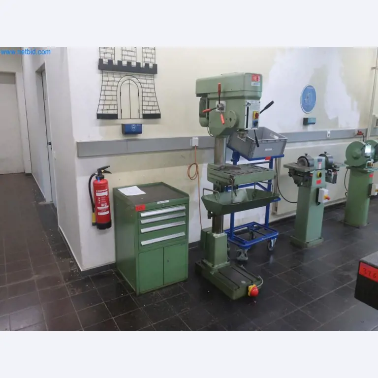 Závody na výrobu a skladování produktů z minerálních olejů, jakož i vstupů a hotových výrobků pro výrobu maziv.-1