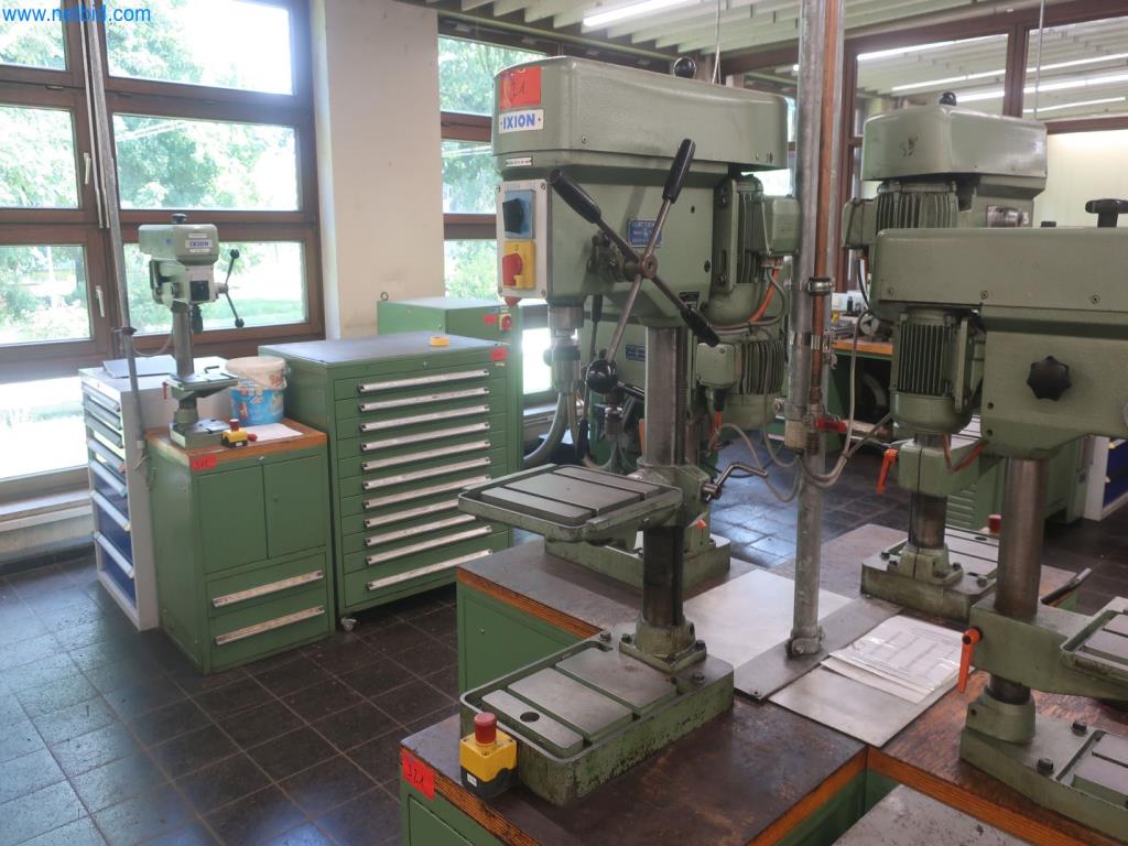 Závody na výrobu a skladování produktů z minerálních olejů, jakož i vstupů a hotových výrobků pro výrobu maziv.-3