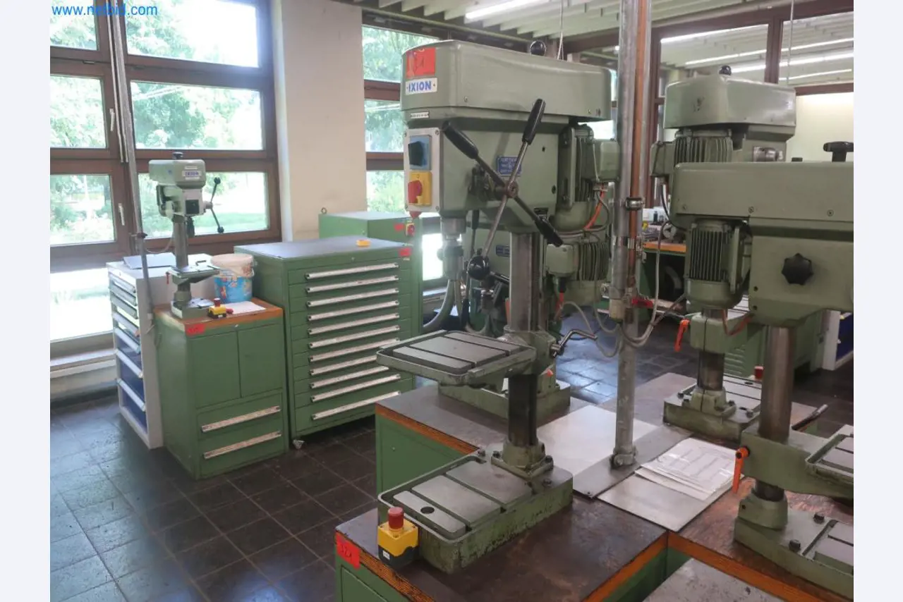 Zakłady produkcji i magazynowania mineralnych produktów olejowych, jak również surowców i produktów gotowych do produkcji smarów.-3