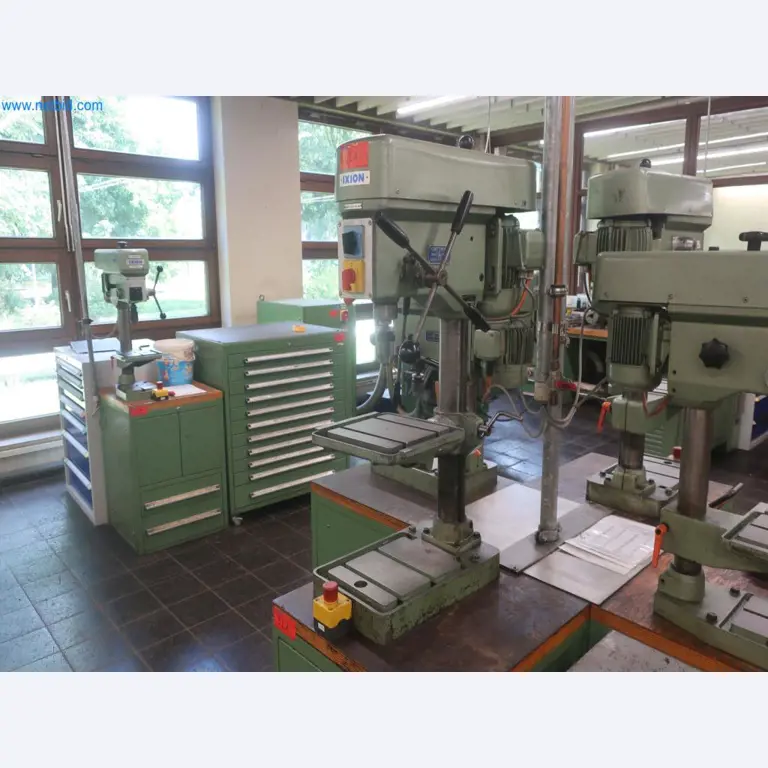 Zakłady produkcji i magazynowania mineralnych produktów olejowych, jak również surowców i produktów gotowych do produkcji smarów.-3