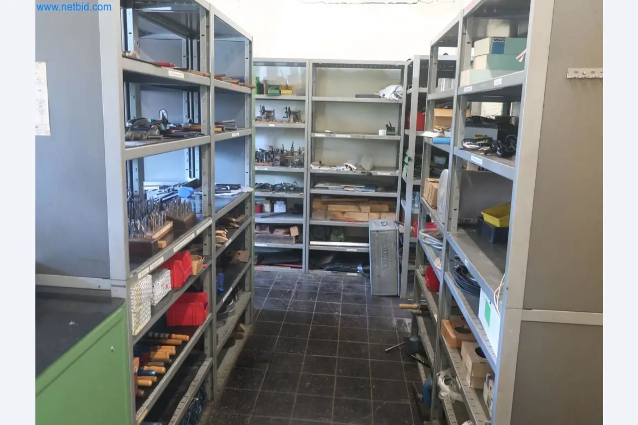 Závody na výrobu a skladování produktů z minerálních olejů, jakož i vstupů a hotových výrobků pro výrobu maziv.-1