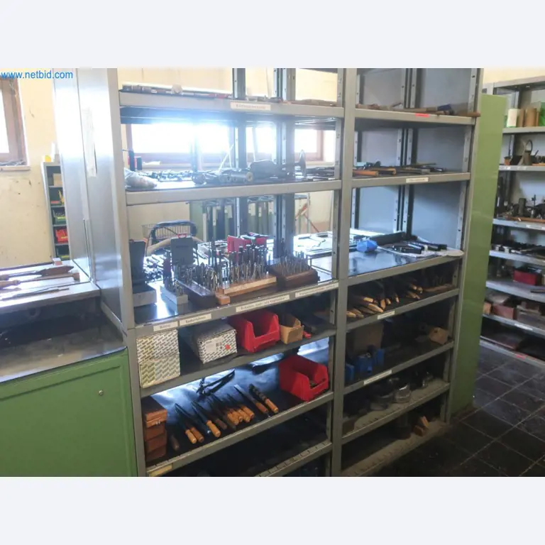 Závody na výrobu a skladování produktů z minerálních olejů, jakož i vstupů a hotových výrobků pro výrobu maziv.-4