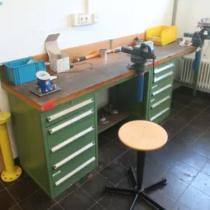 2 Stoły warsztatowe