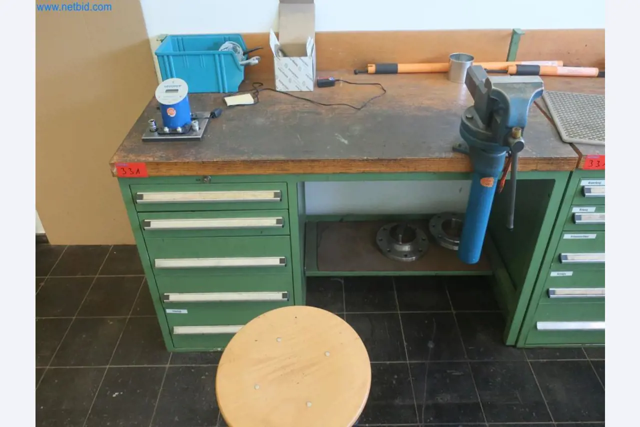 Závody na výrobu a skladování produktů z minerálních olejů, jakož i vstupů a hotových výrobků pro výrobu maziv.-2