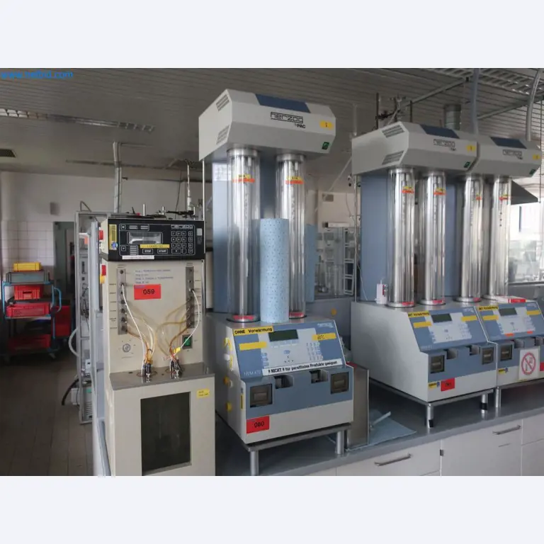 Závody na výrobu a skladování produktů z minerálních olejů, jakož i vstupů a hotových výrobků pro výrobu maziv.-1