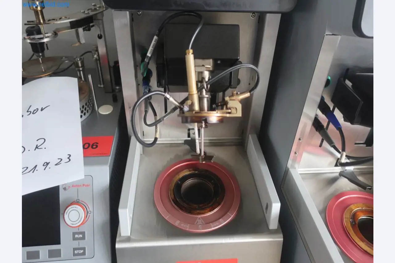 Závody na výrobu a skladování produktů z minerálních olejů, jakož i vstupů a hotových výrobků pro výrobu maziv.-3