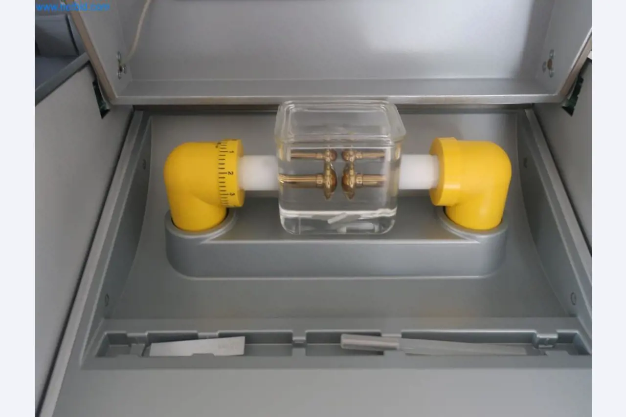 Závody na výrobu a skladování produktů z minerálních olejů, jakož i vstupů a hotových výrobků pro výrobu maziv.-2