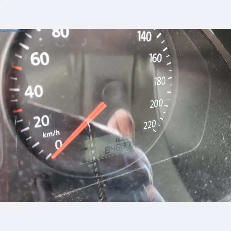 Zakłady produkcji i magazynowania mineralnych produktów olejowych, jak również surowców i produktów gotowych do produkcji smarów.-20