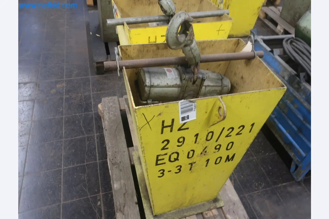 Magazinbestände, Rohöl-/Gas-Öl-/Einsatzpumpen sowie Betriebsausstattung einer Raffinerie-4