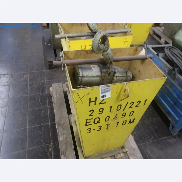 Magazinbestände, Rohöl-/Gas-Öl-/Einsatzpumpen sowie Betriebsausstattung einer Raffinerie-4