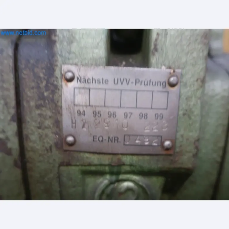 Magazinbestände, Rohöl-/Gas-Öl-/Einsatzpumpen sowie Betriebsausstattung einer Raffinerie-5