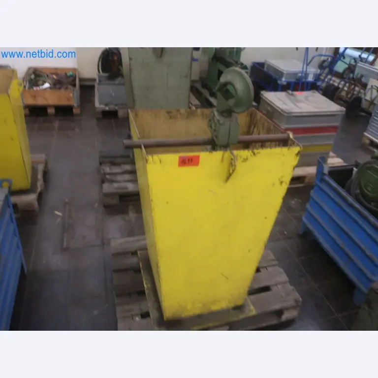 Magazinbestände, Rohöl-/Gas-Öl-/Einsatzpumpen sowie Betriebsausstattung einer Raffinerie-8