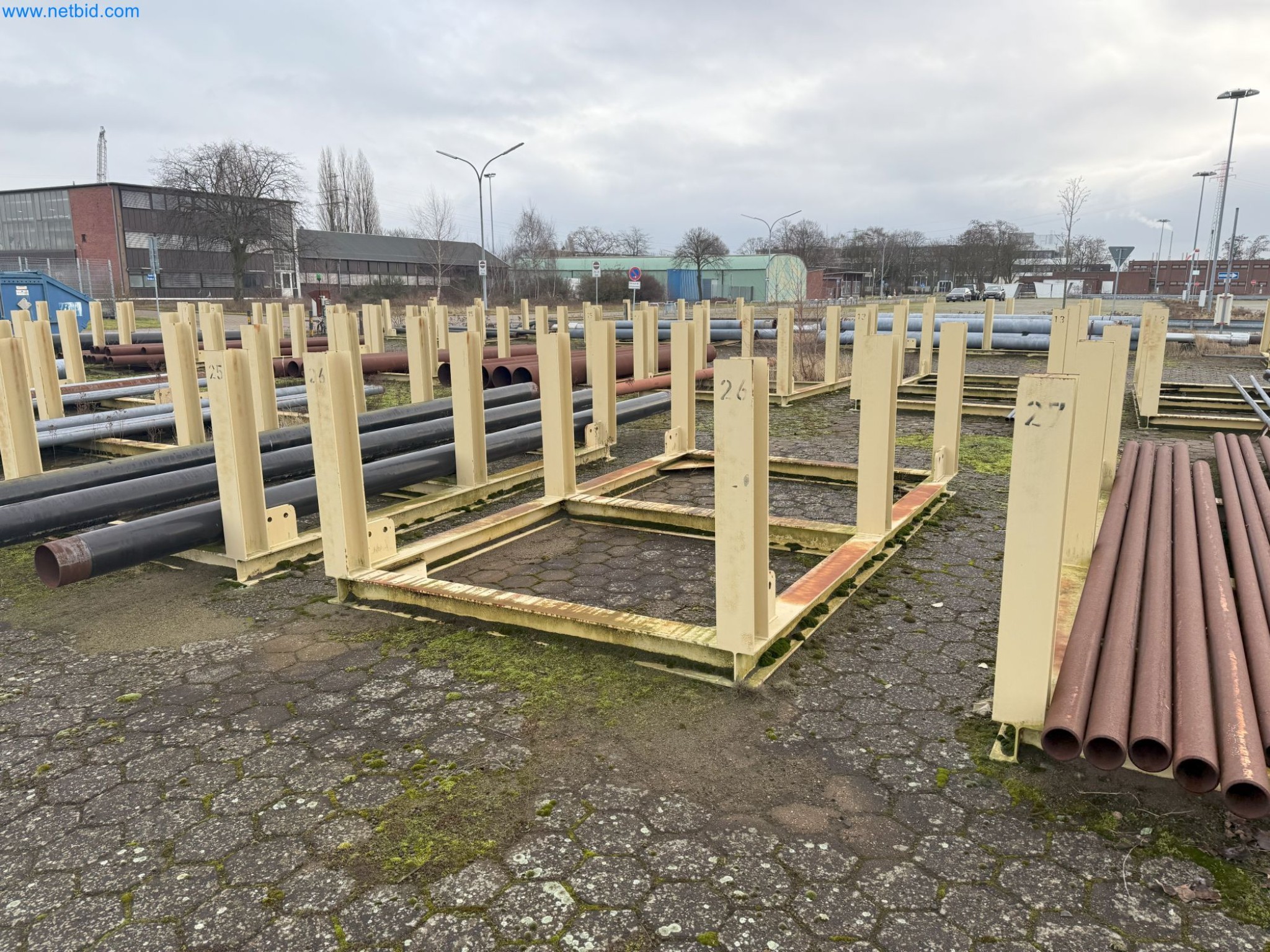 Plants for the production and storage of mineral oil products as well as input and finished products for the production of lubricants-17