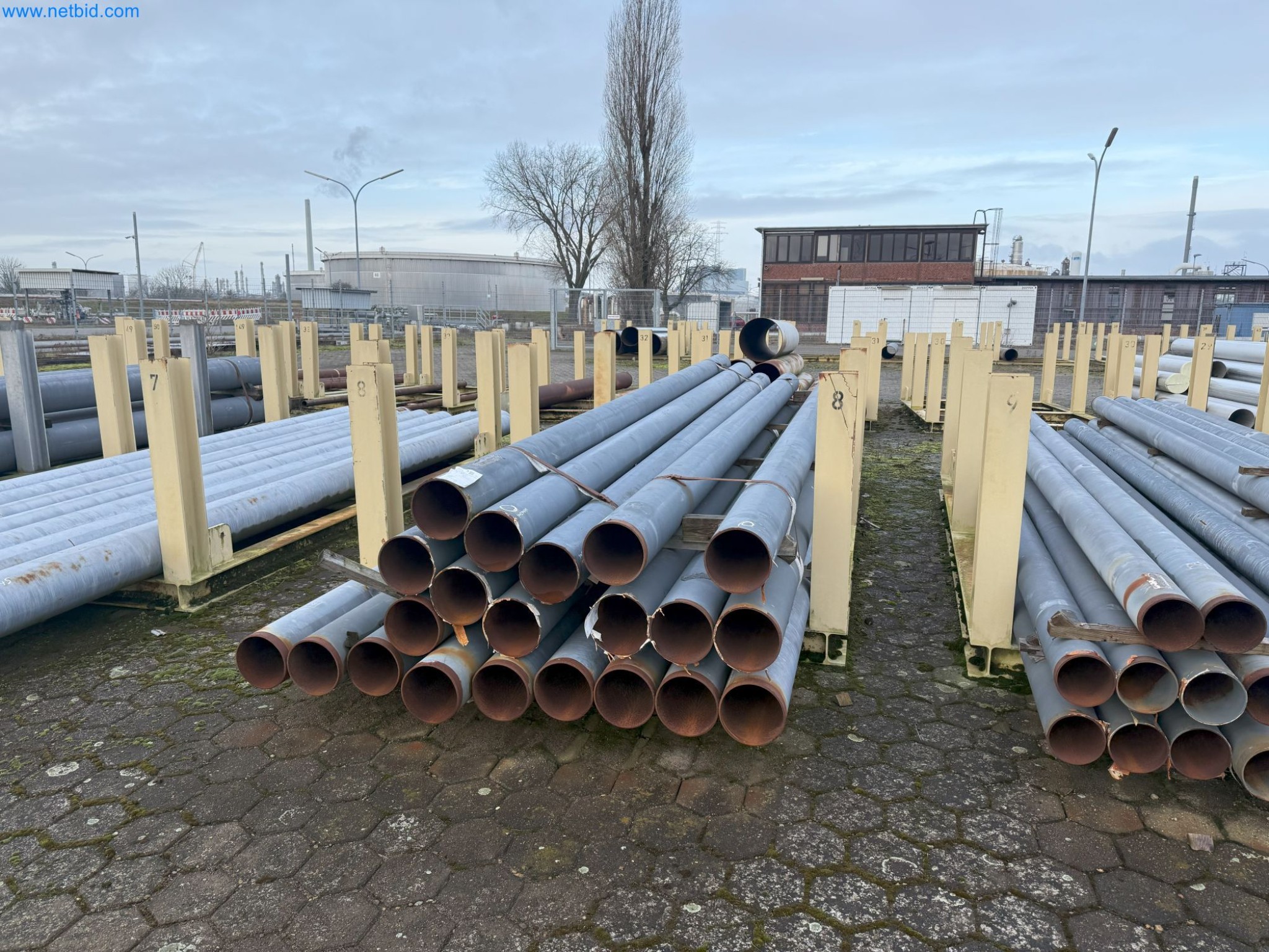 Plants for the production and storage of mineral oil products as well as input and finished products for the production of lubricants-37