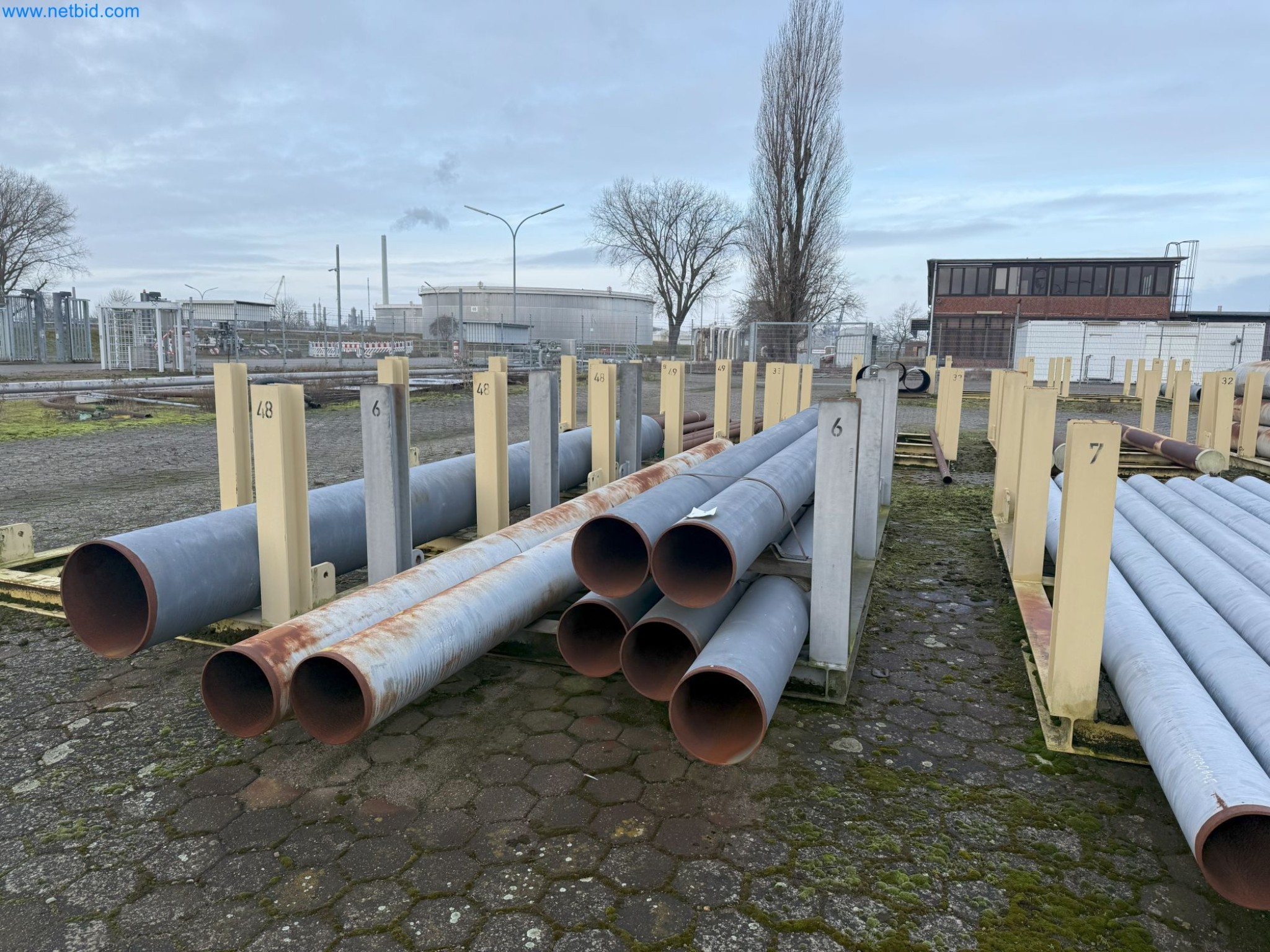 Plants for the production and storage of mineral oil products as well as input and finished products for the production of lubricants-39