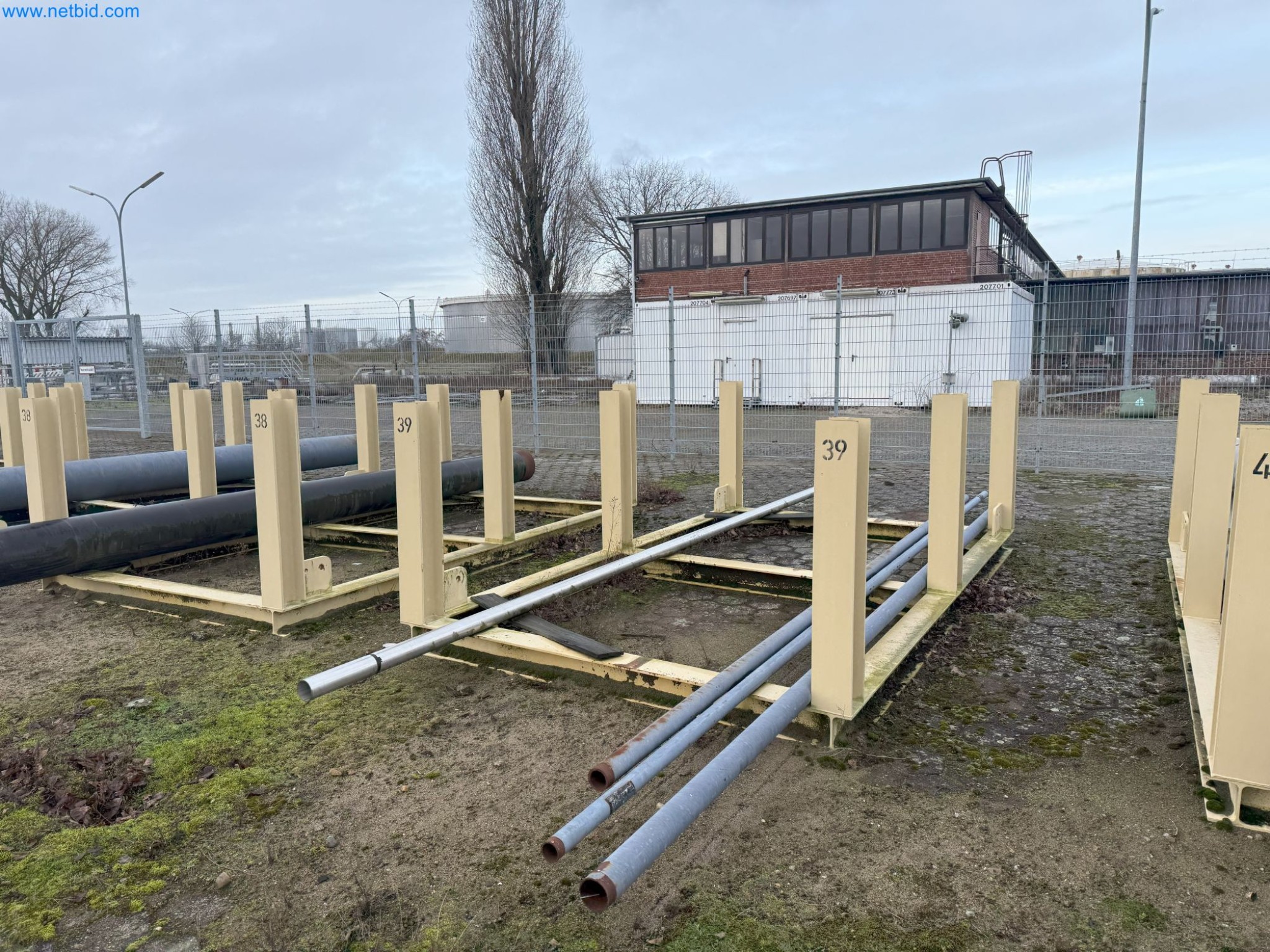 Plants for the production and storage of mineral oil products as well as input and finished products for the production of lubricants-3