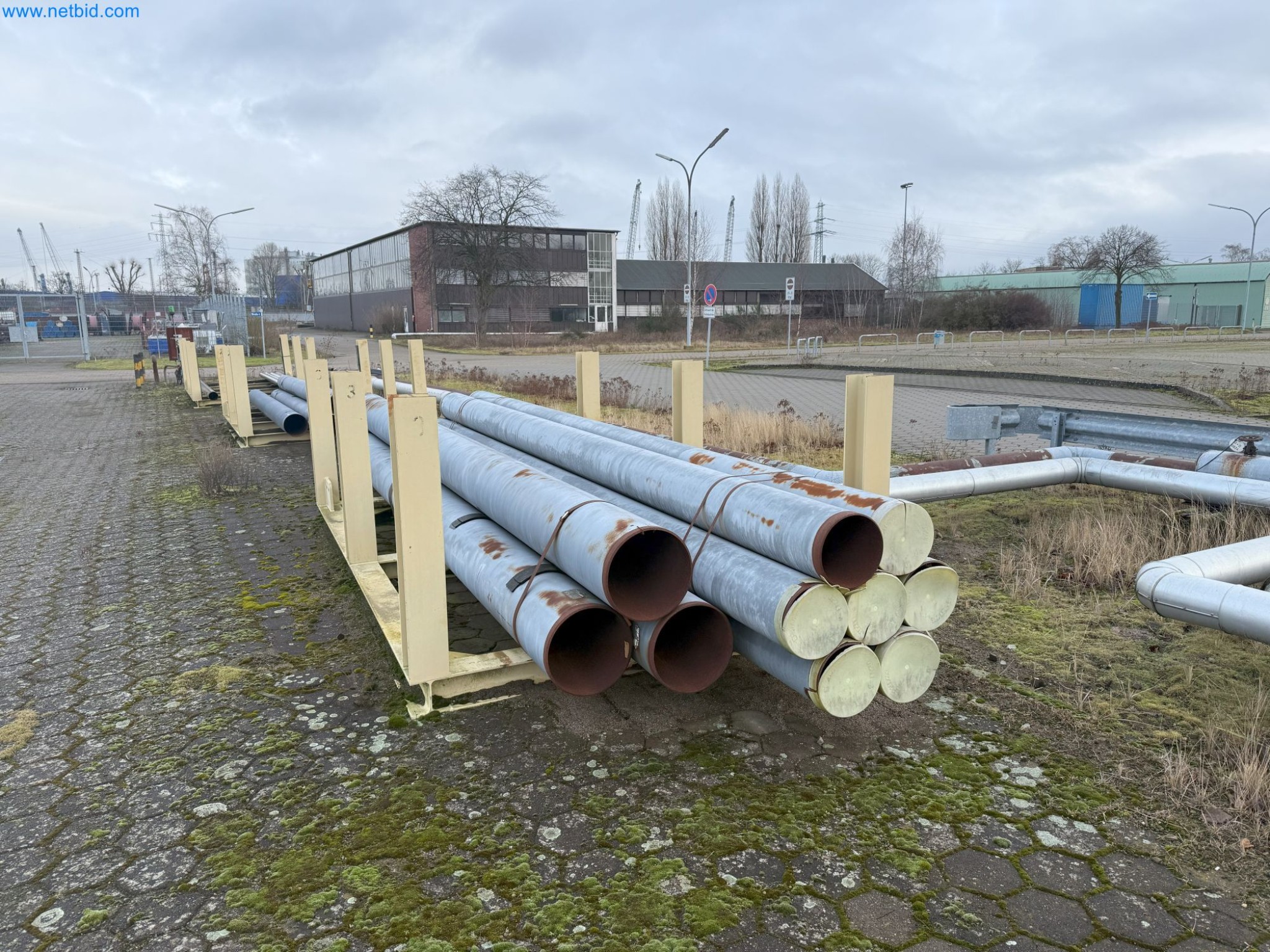 Plants for the production and storage of mineral oil products as well as input and finished products for the production of lubricants-43