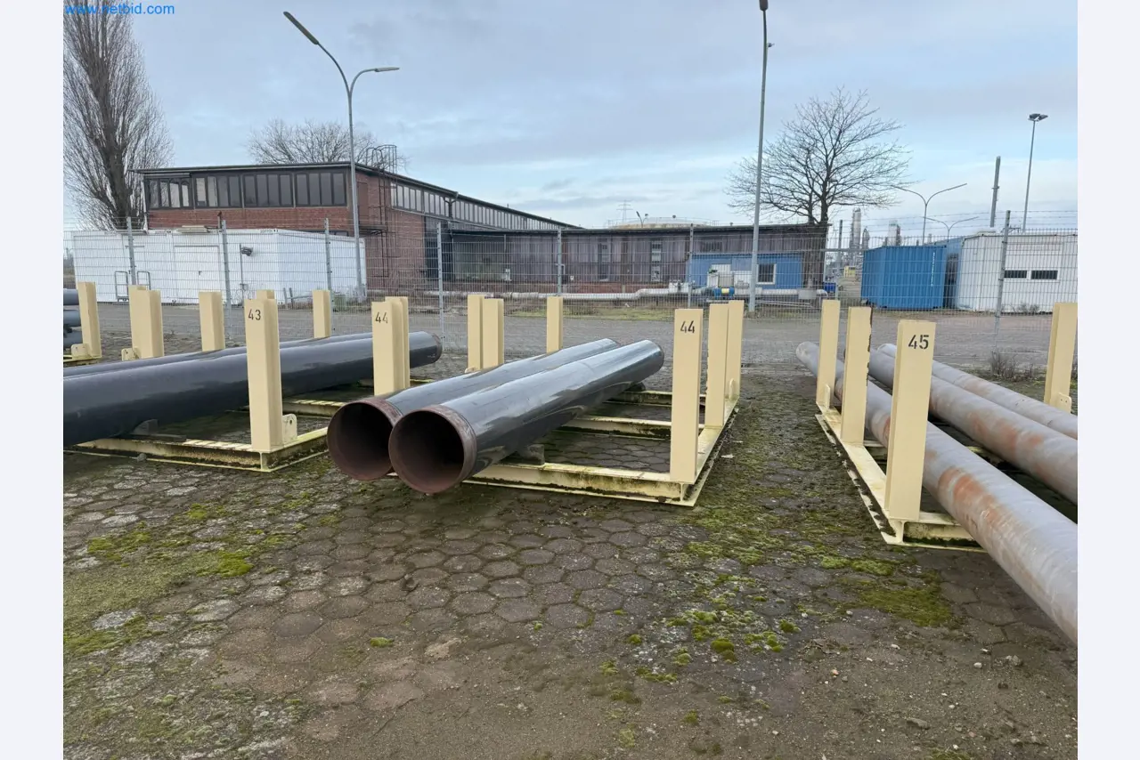 Zakłady produkcji i magazynowania mineralnych produktów olejowych, jak również surowców i produktów gotowych do produkcji smarów.-45