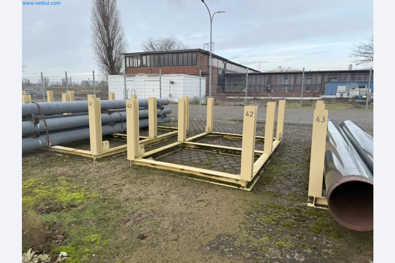 Zakłady produkcji i magazynowania mineralnych produktów olejowych, jak również surowców i produktów gotowych do produkcji smarów.-47