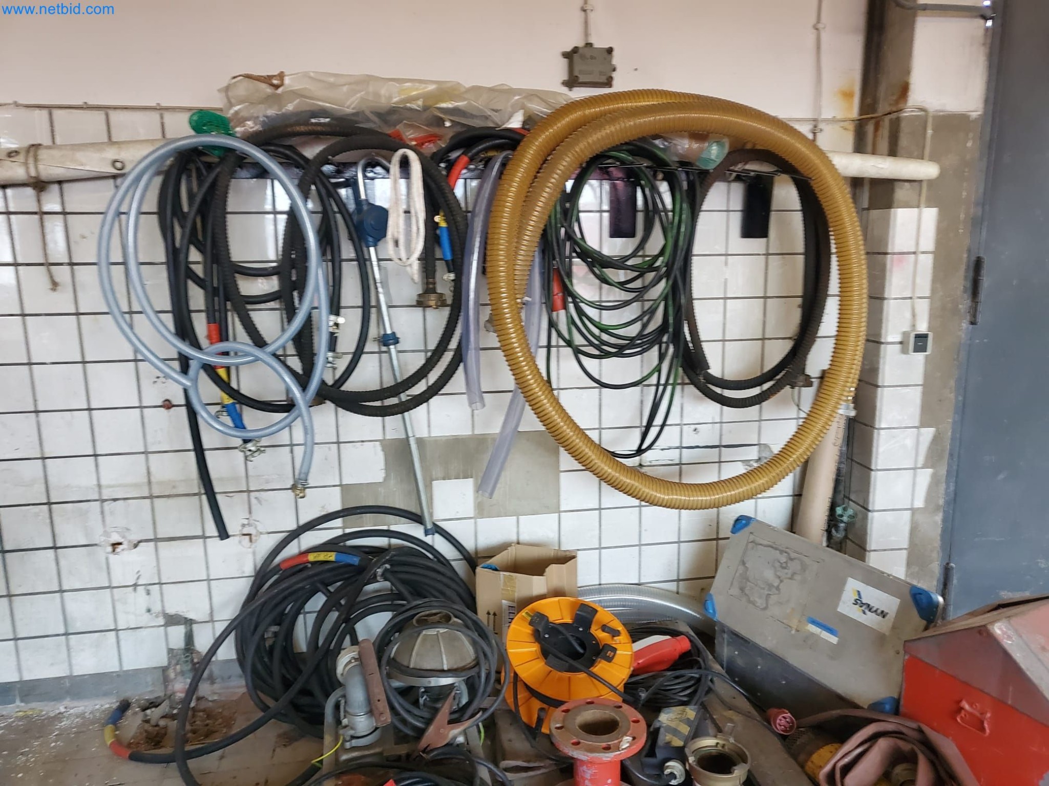 Plants for the production and storage of mineral oil products as well as input and finished products for the production of lubricants-2