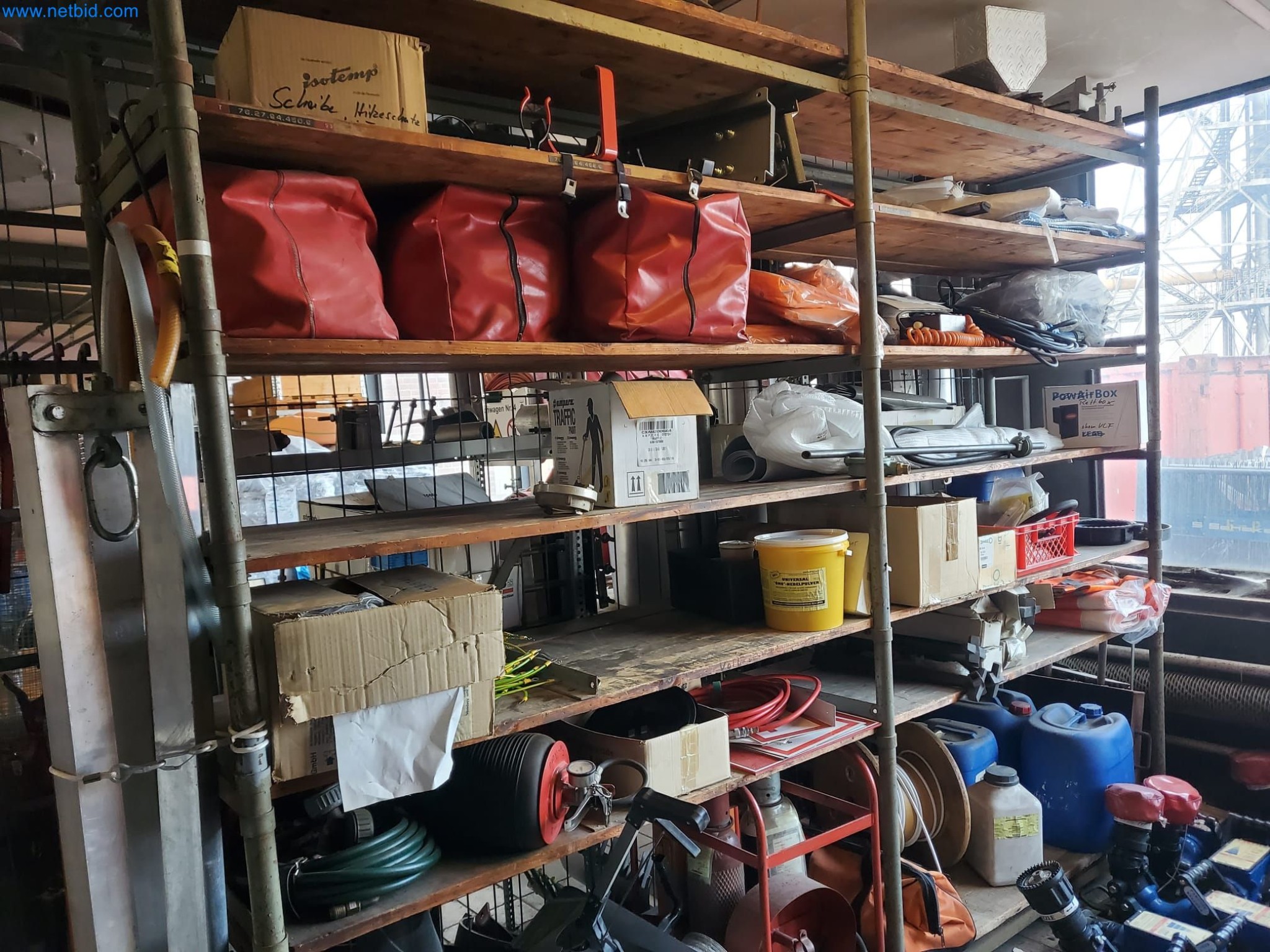 Plants for the production and storage of mineral oil products as well as input and finished products for the production of lubricants-3