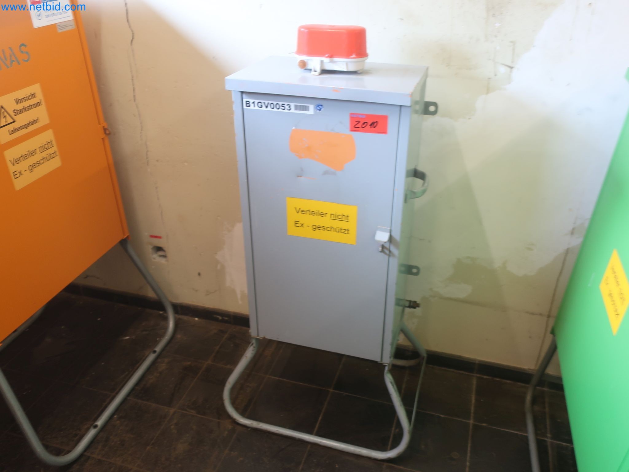 Magazinbestände, Rohöl-/Gas-Öl-/Einsatzpumpen sowie Betriebsausstattung einer Raffinerie-11