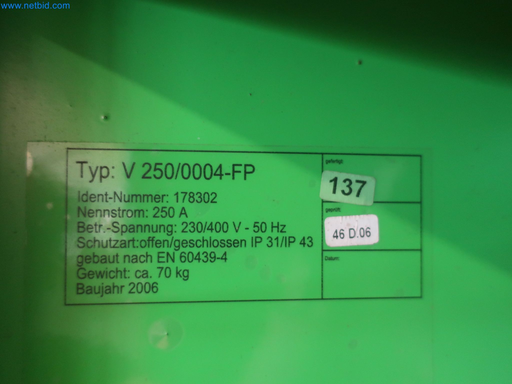 Magazinbestände, Rohöl-/Gas-Öl-/Einsatzpumpen sowie Betriebsausstattung einer Raffinerie-2