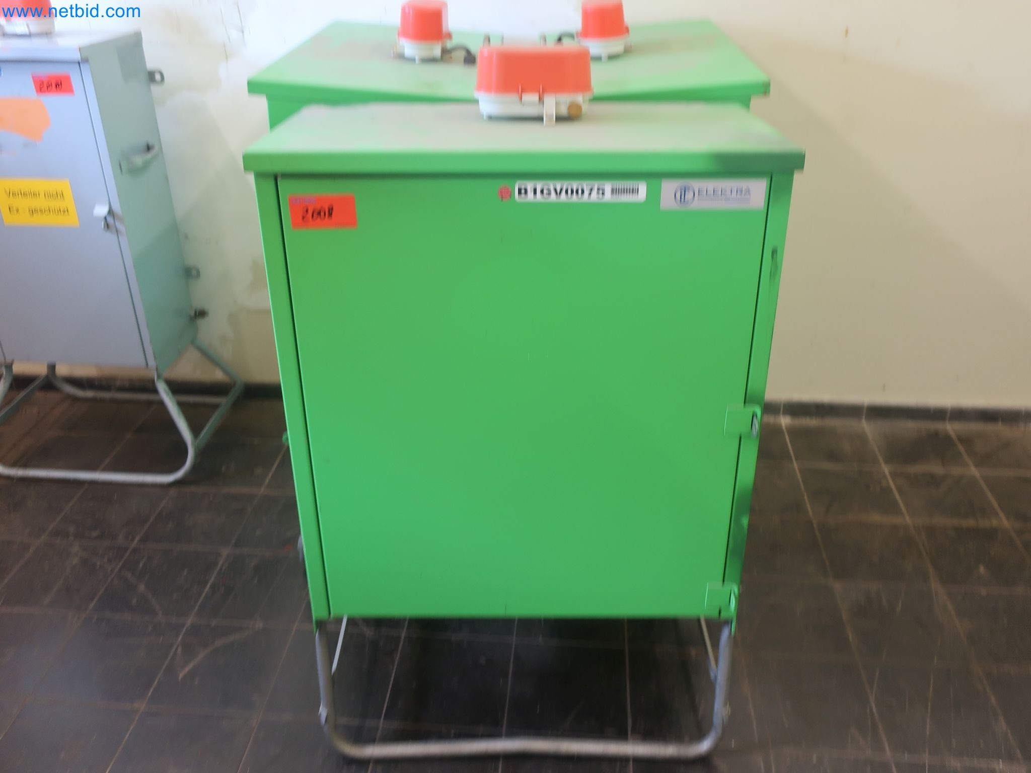 Magazinbestände, Rohöl-/Gas-Öl-/Einsatzpumpen sowie Betriebsausstattung einer Raffinerie-4